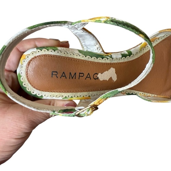 Rampage Y2K Crissy Lemon Wedge Platform Sandals 8.5M Yellow White Casual Party - Picture 9 of 14